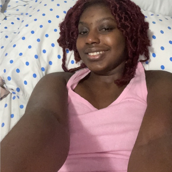 Meet your Posher, Kaylin - Picture 3 of 16